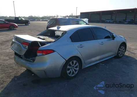 2020 Toyota Corolla Le z USA, uszkodzony, nr VIN 5YFEPRAE6LP007030